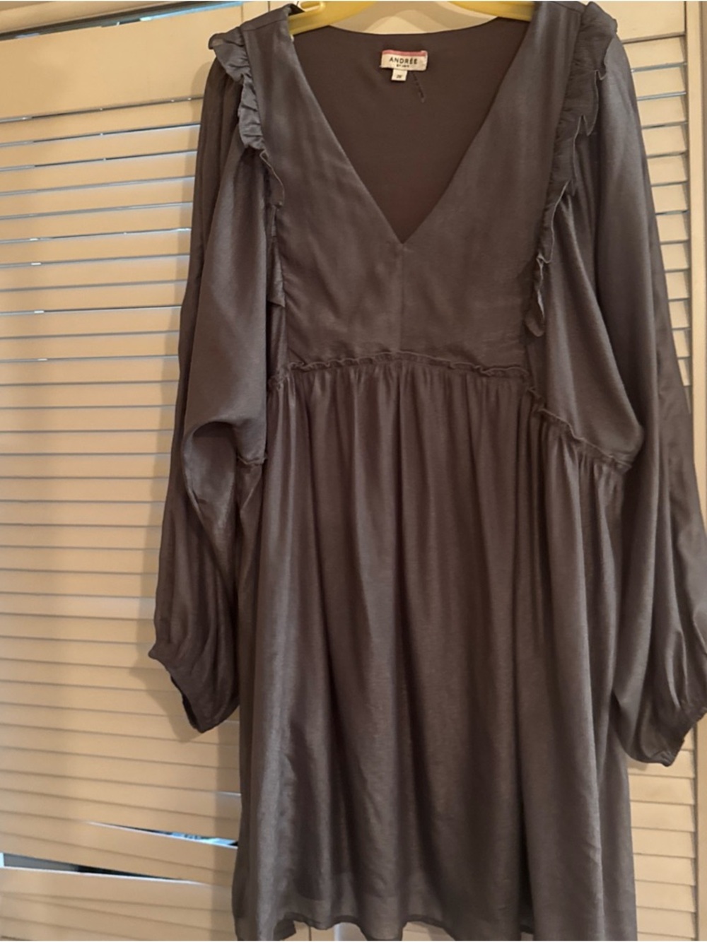 ANDREE BY UNIT Charcoal V-Neck Ruffle Long-Sleeve Dress